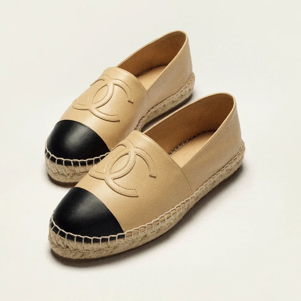 Chanel Espadrilles Beige and Black Leather